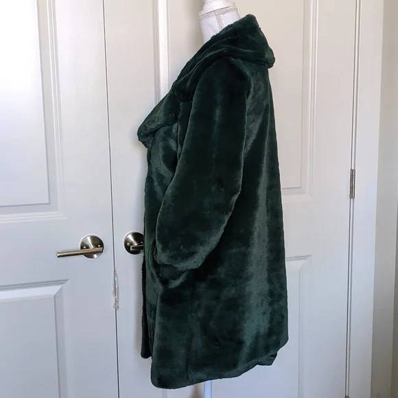 BCBGMAXAZRIA Luxurious Green Faux Rabbit Fur Teddy Coat Mob Wife - Picture 11 of 17